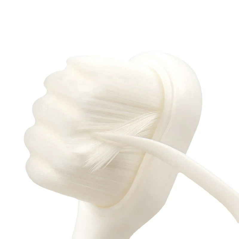 Baby toothbrush with soft bristles, suitable for children aged 2-10 years, for home use, fine and non-slip, with thousands of bristles to protect teeth. Cartoon toothbrush for children.