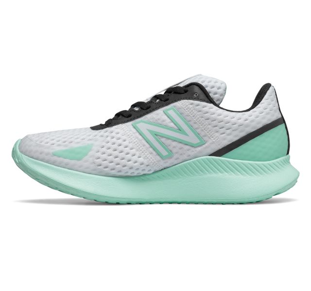 New Balance Women's VATU