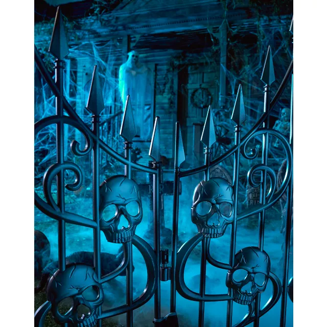 3 Ft Skull Swirl Fence