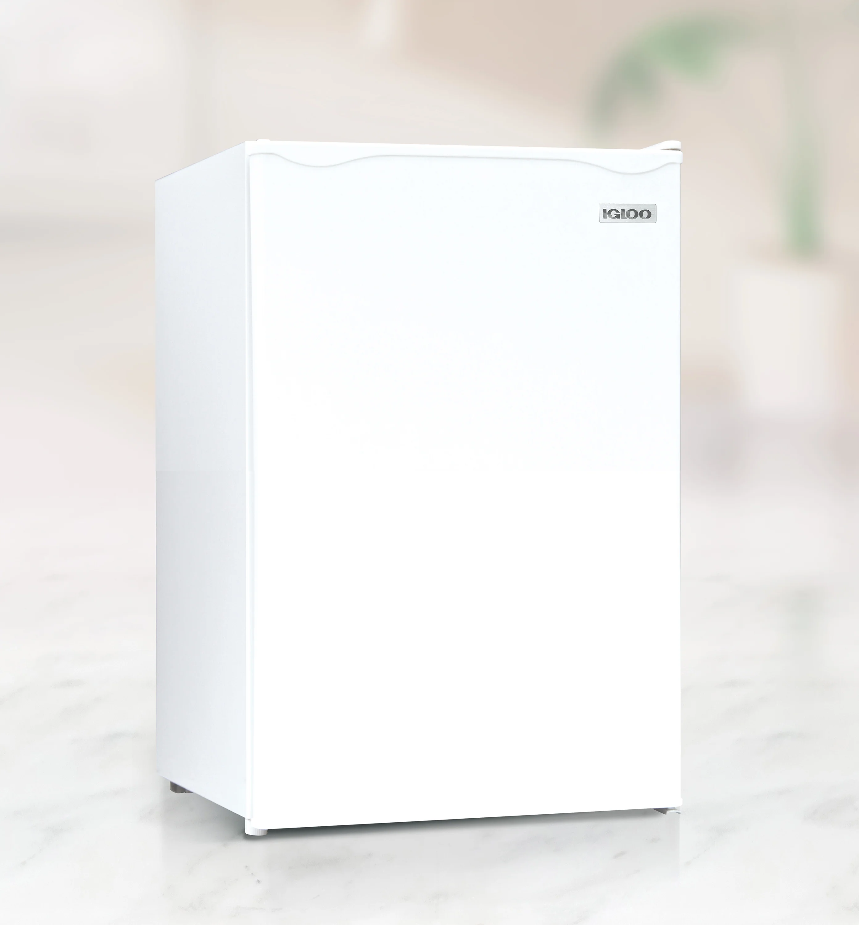 Igloo 2.6 Cu. Ft. Refrigerator w/ Freezer, White