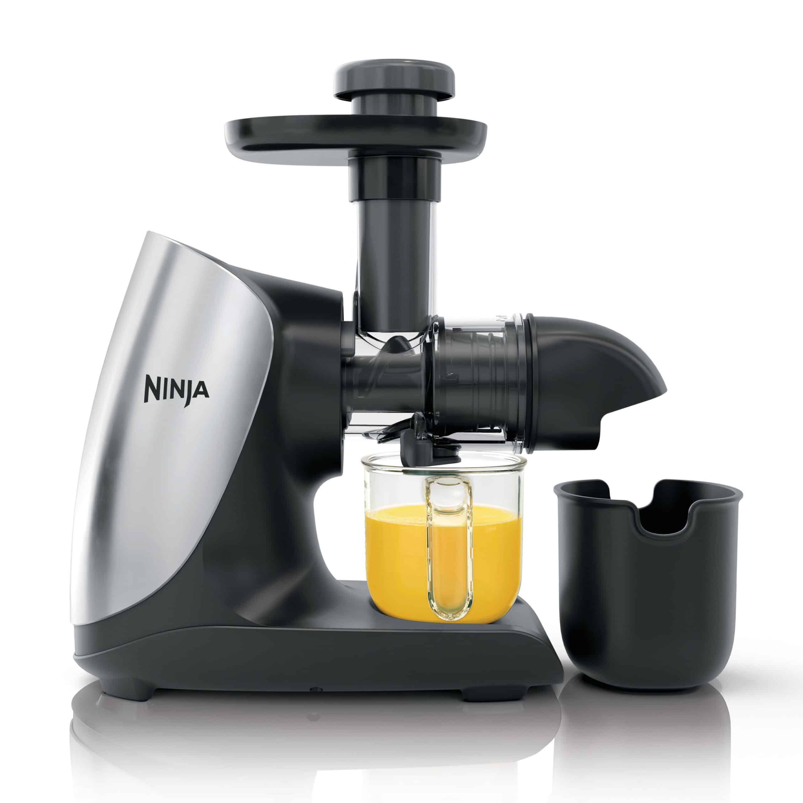 Ninja Cold Press Juicer Pro Powerful Slow Juicer with Total Pulp Control, Cloud Silver, JC100