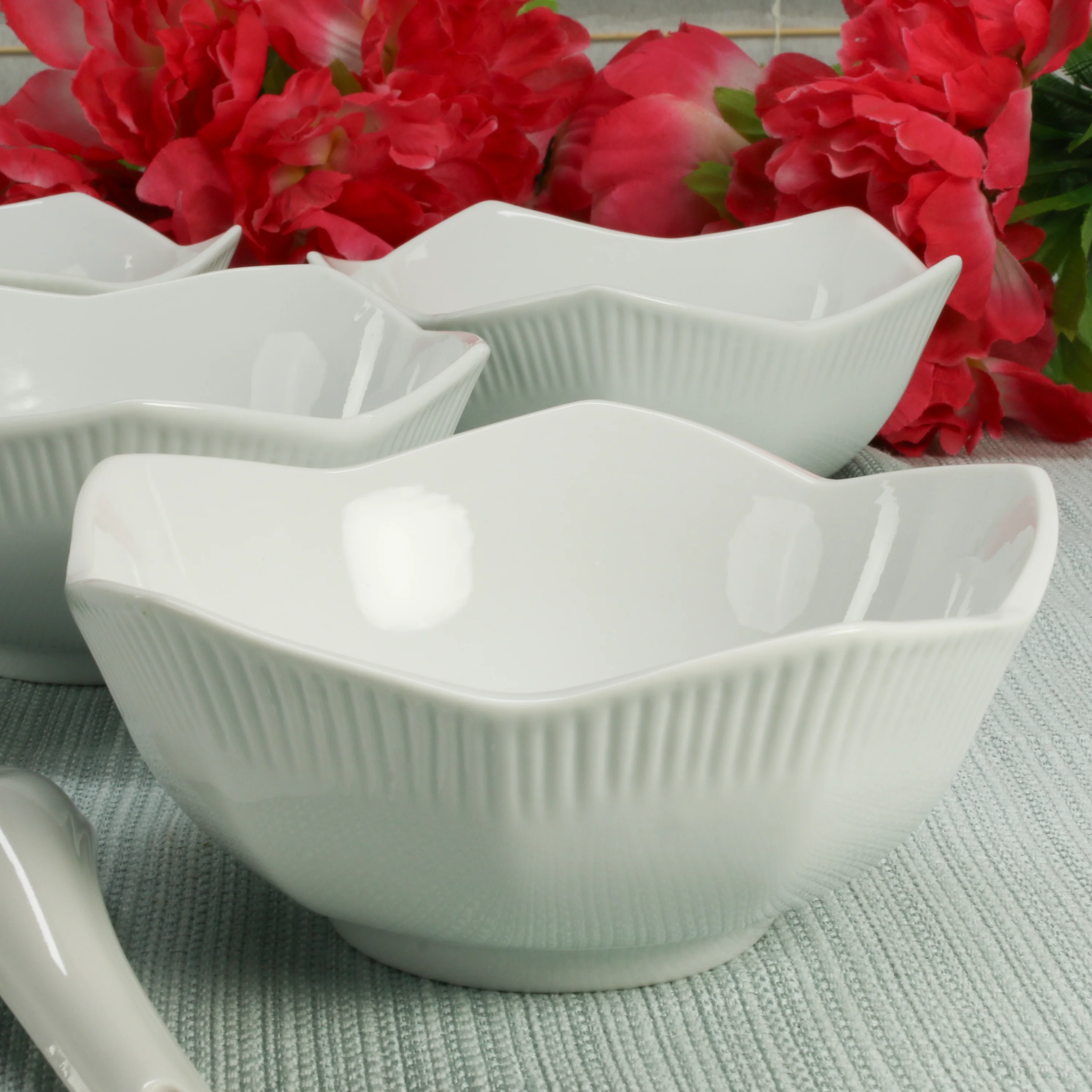 Lotus Bowls, Set of 4