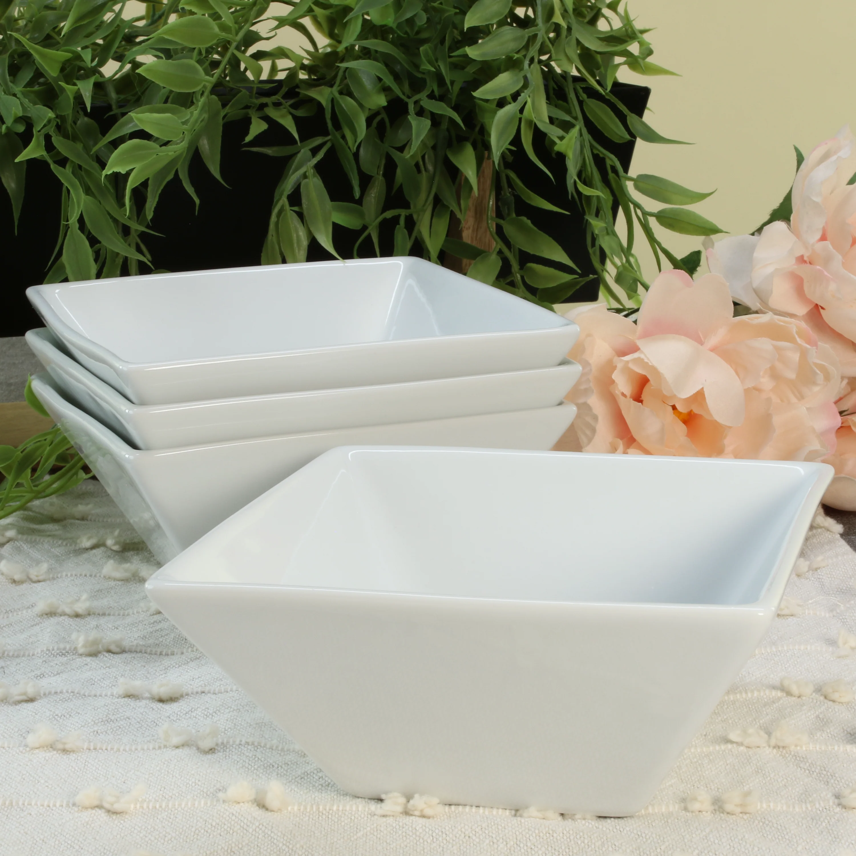 Square Set of 4 Bowls
