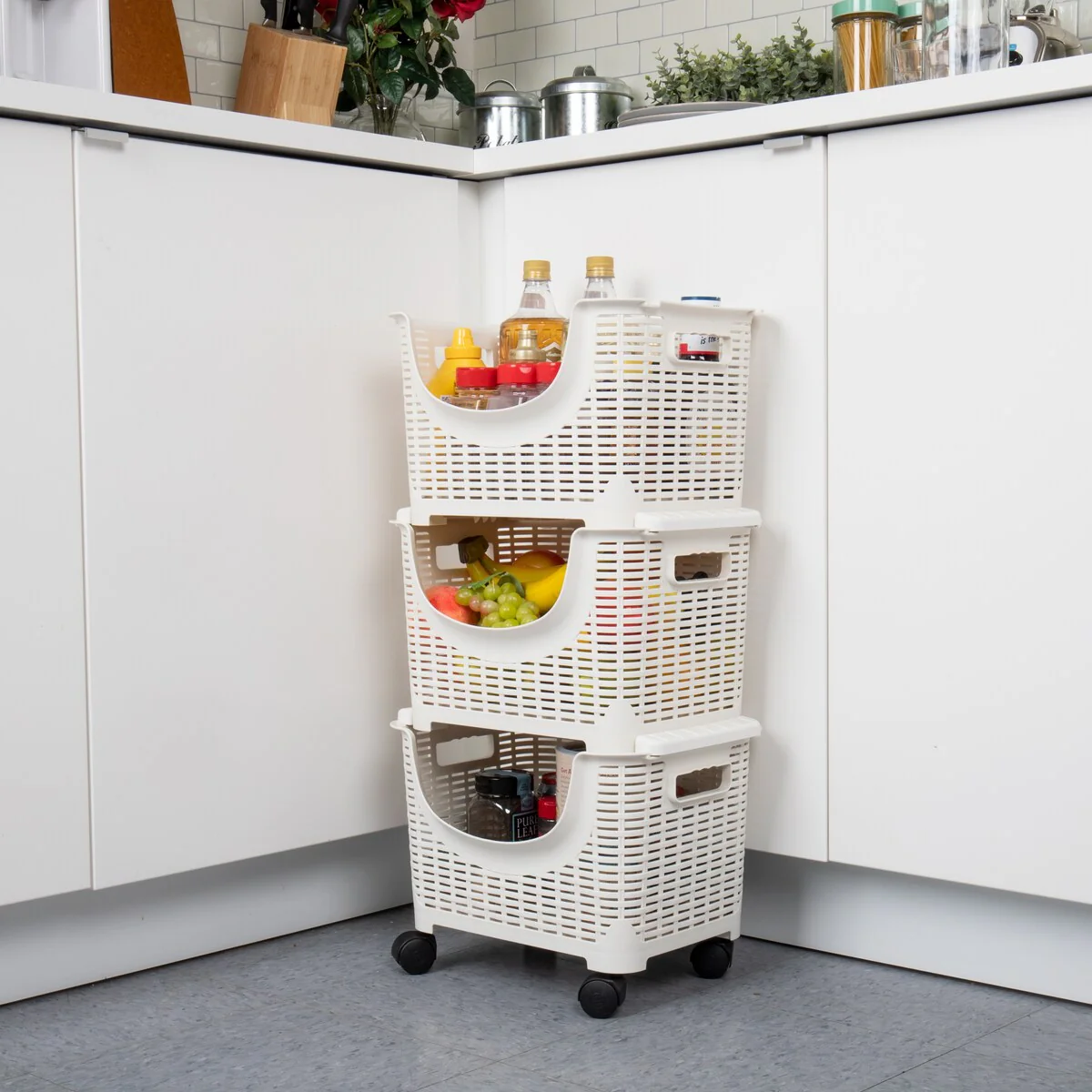 Mind Reader Plastic Storage Cart, Kitchen Storage, Rolling, Toy Storage, Laundry, 14.75