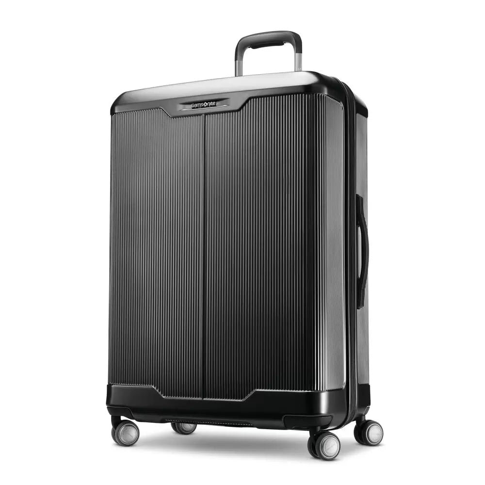 Silhouette 17 Large Hardside Spinner