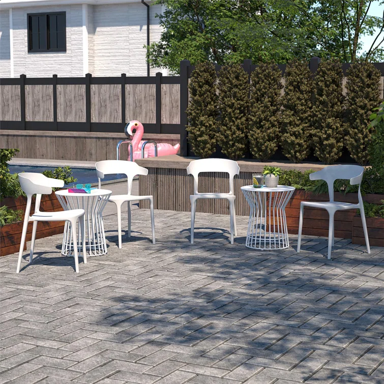 Felix 4 - Person Round Outdoor Dining Set