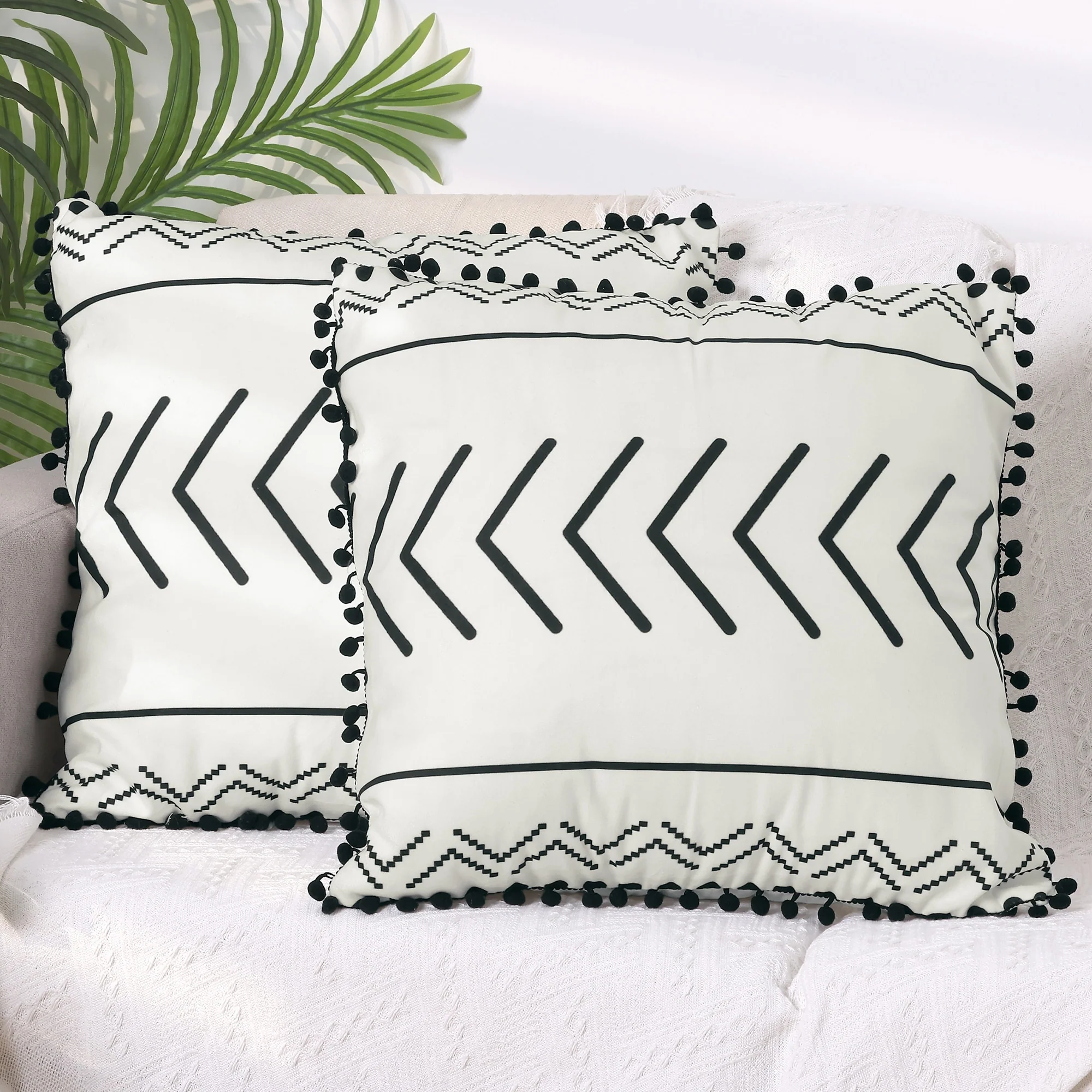2Pcs Pompoms Throw Pillow Covers w Geometric Line Pattern Pillow Cases