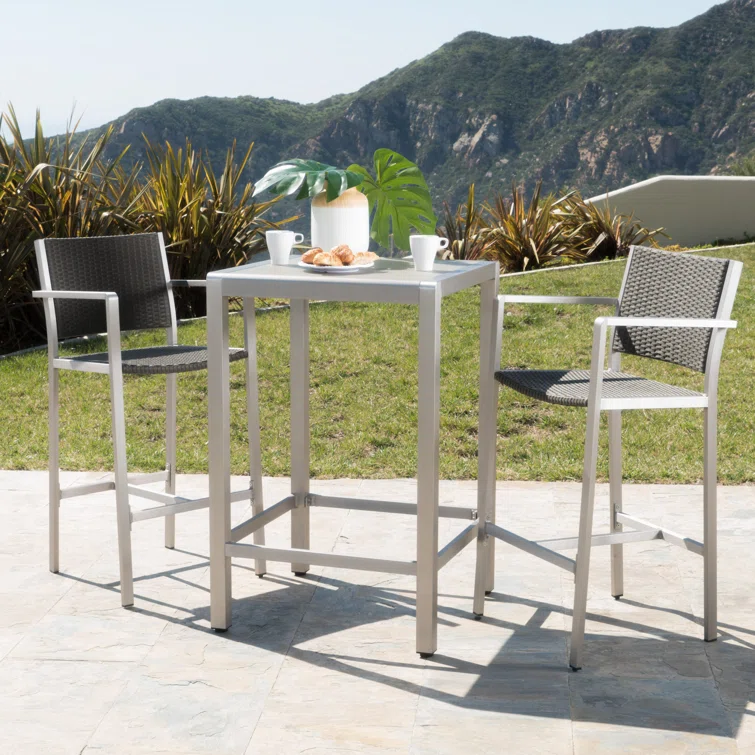 Caggiano 2 - Person Square Outdoor Dining Set