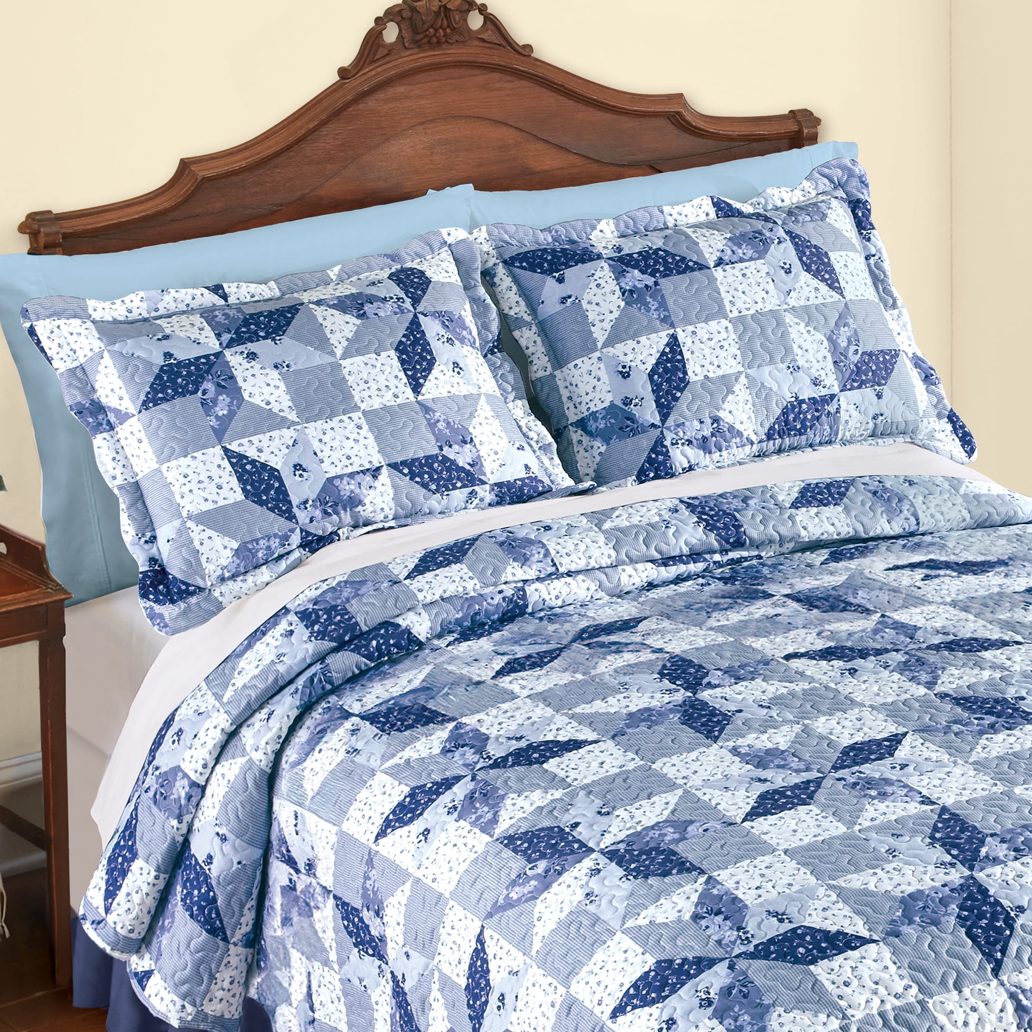 Lovely Evening Star Floral Patchwork Scalloped Edge Pillow Sham