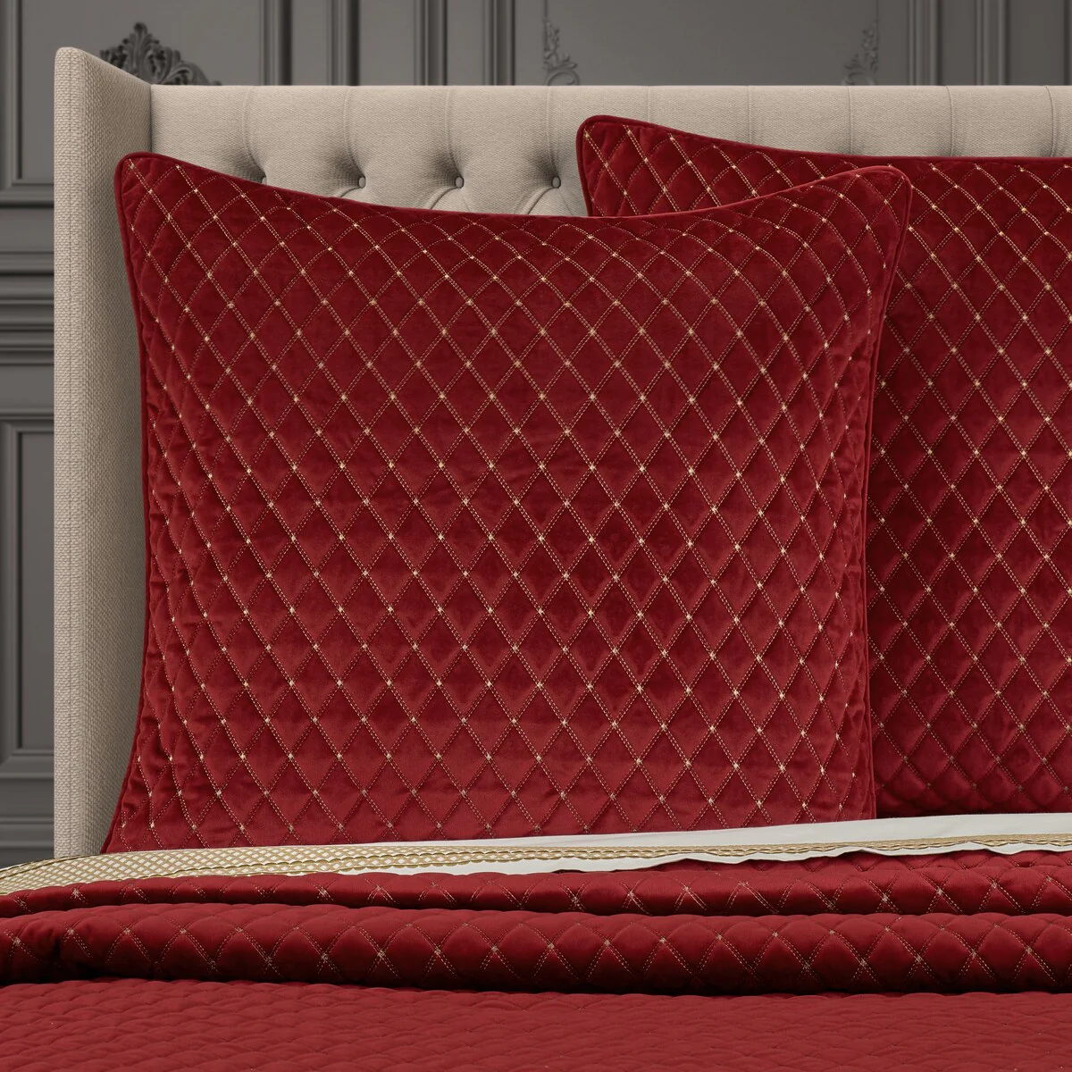 J. Queen New York Grandeur Christmas Euro Quilted Sham