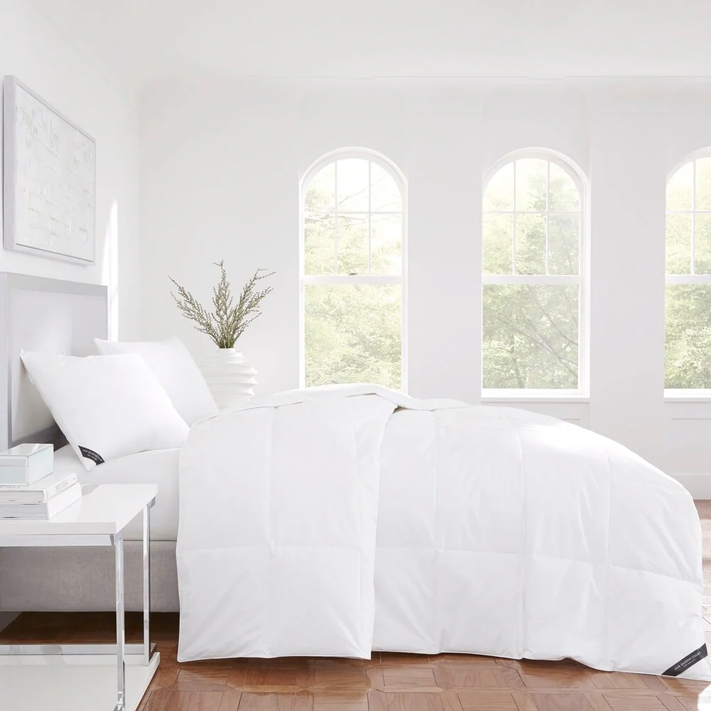 Five Queens Court Elegance Cotton Allergen Barrier Down Alternative Comforter