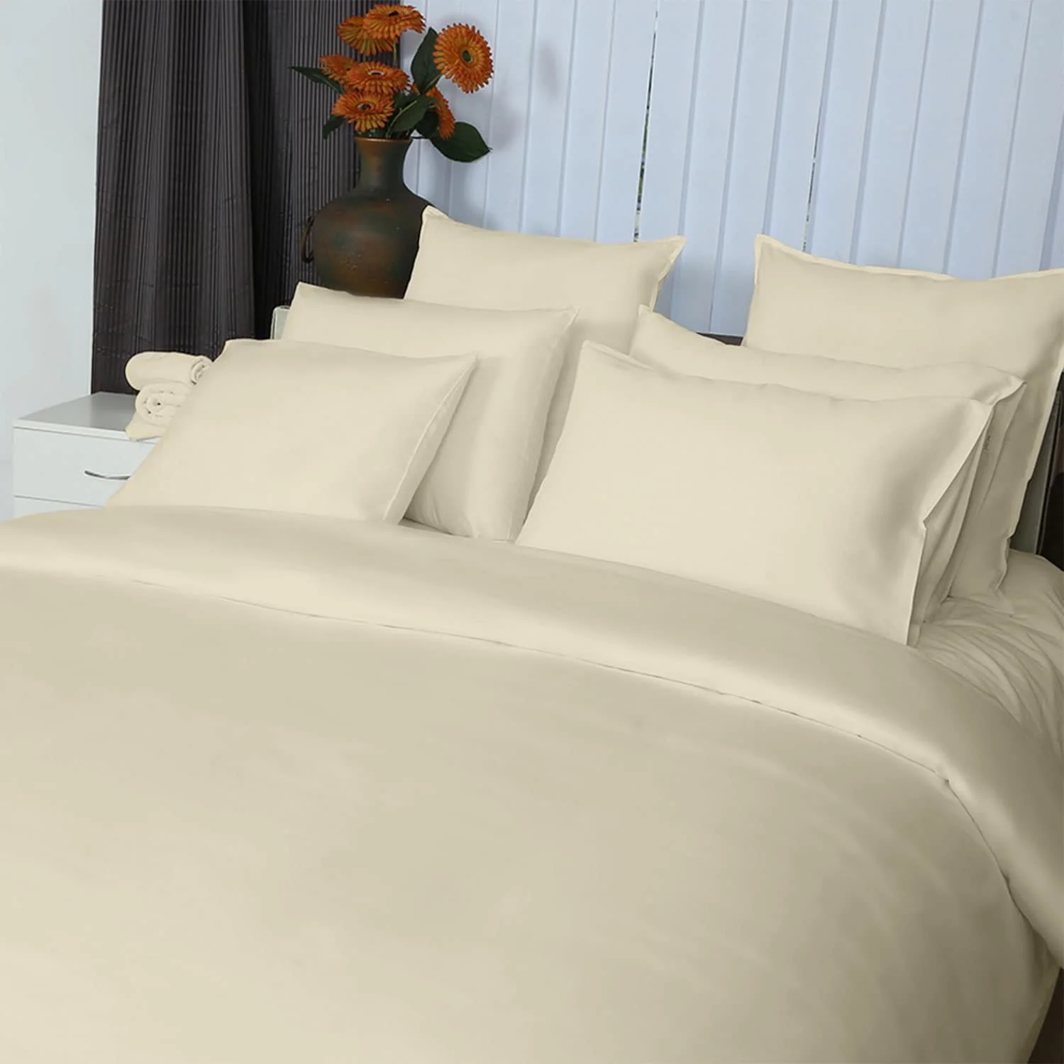 300 TC Fine 100pct Egyptian Quality Cotton Sateen Solid Sheet Set