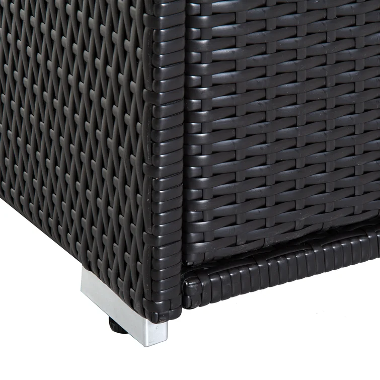Aliyana 65 Gallon Wicker Towel Valet