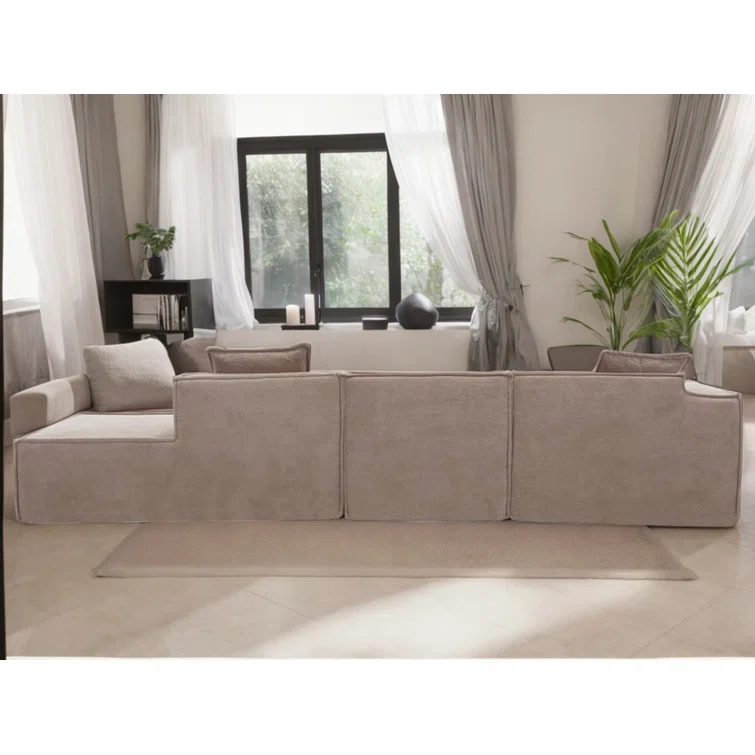 Rheece Upholstered Sectional