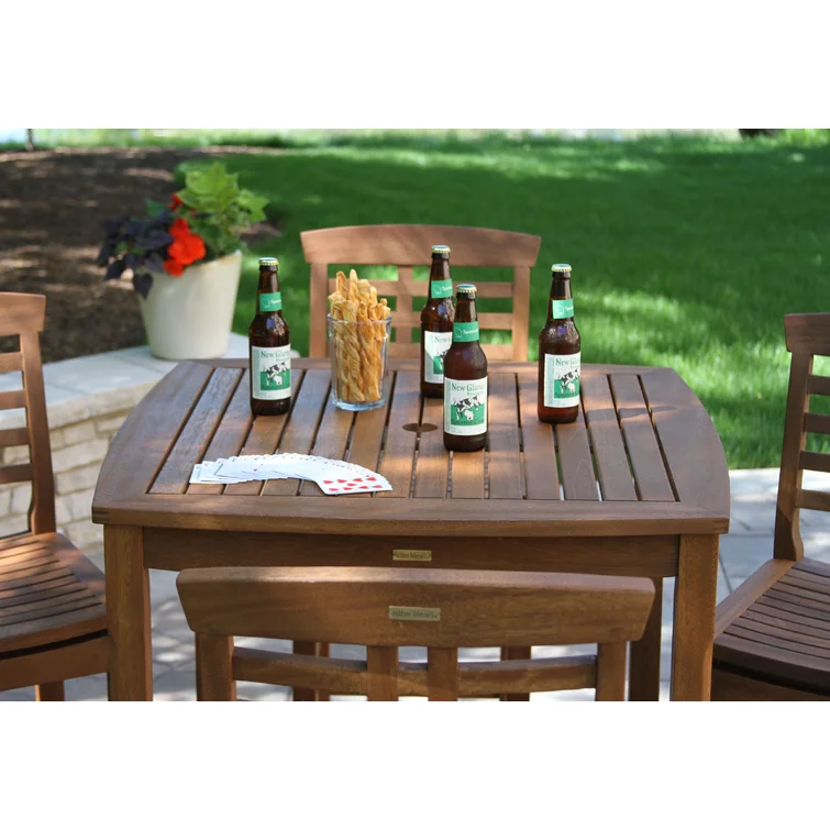 Benedetto 4 - Person Square Outdoor Dining Set