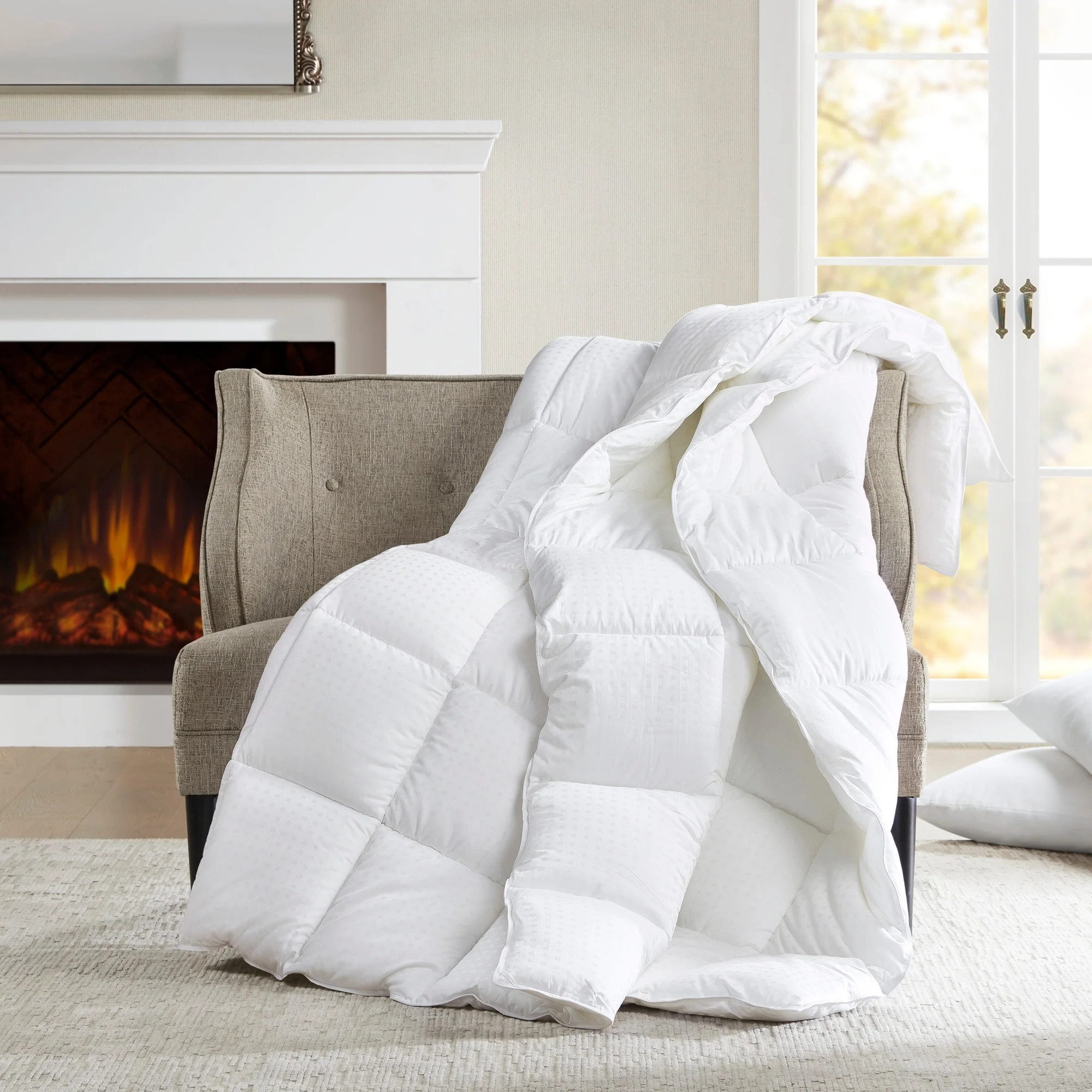 Croscill Signature White Dobby Cotton Down Alternative Comforter