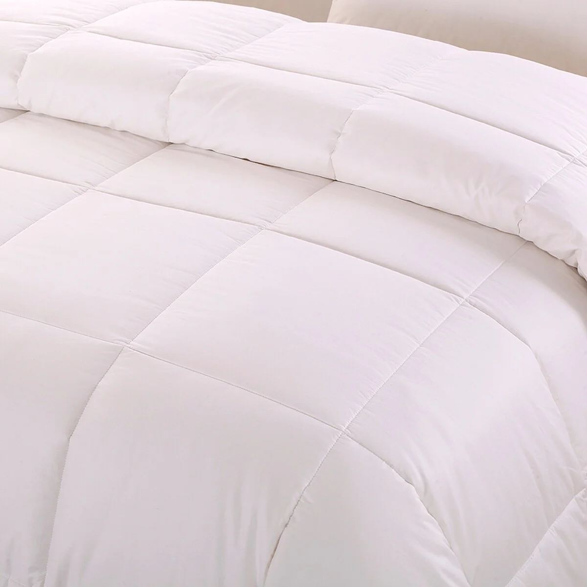 Cottonpure Sustainable Cotton Hypoallergenic Comforter