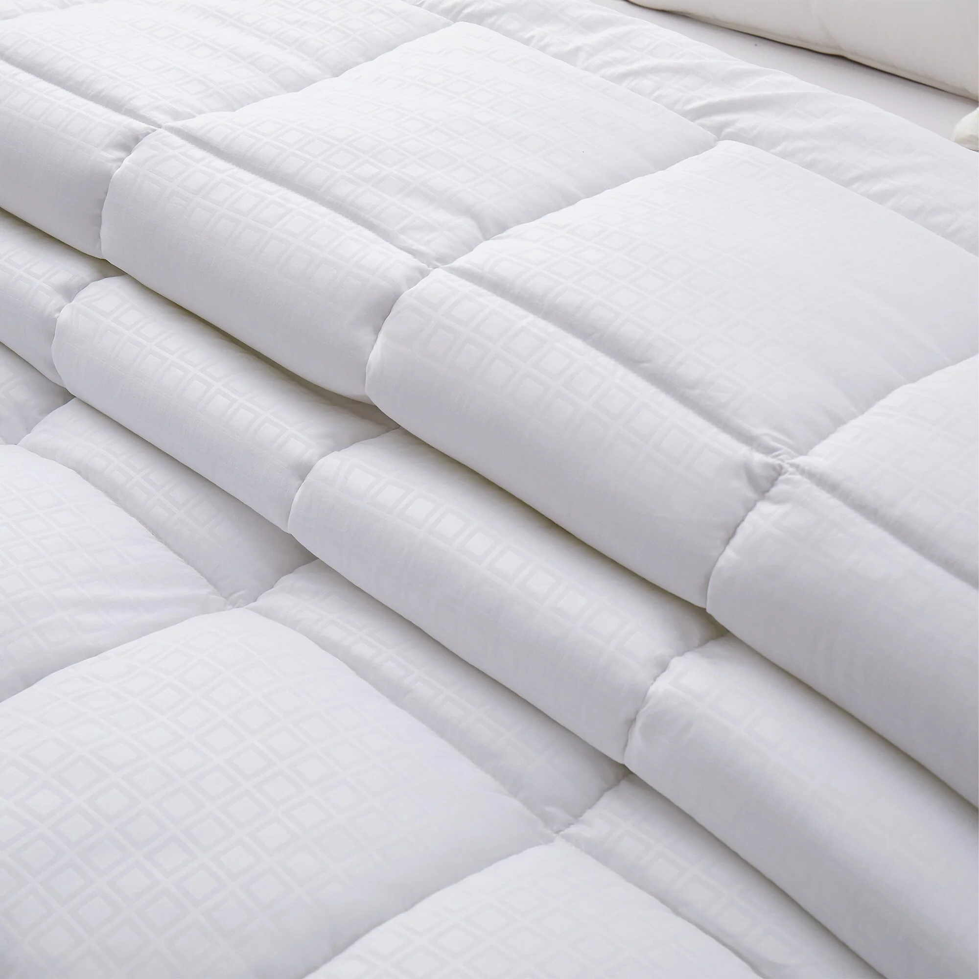 Simply Essential All Season Down Alternative Duvet Insert Comforter Soft Microfiber Shell