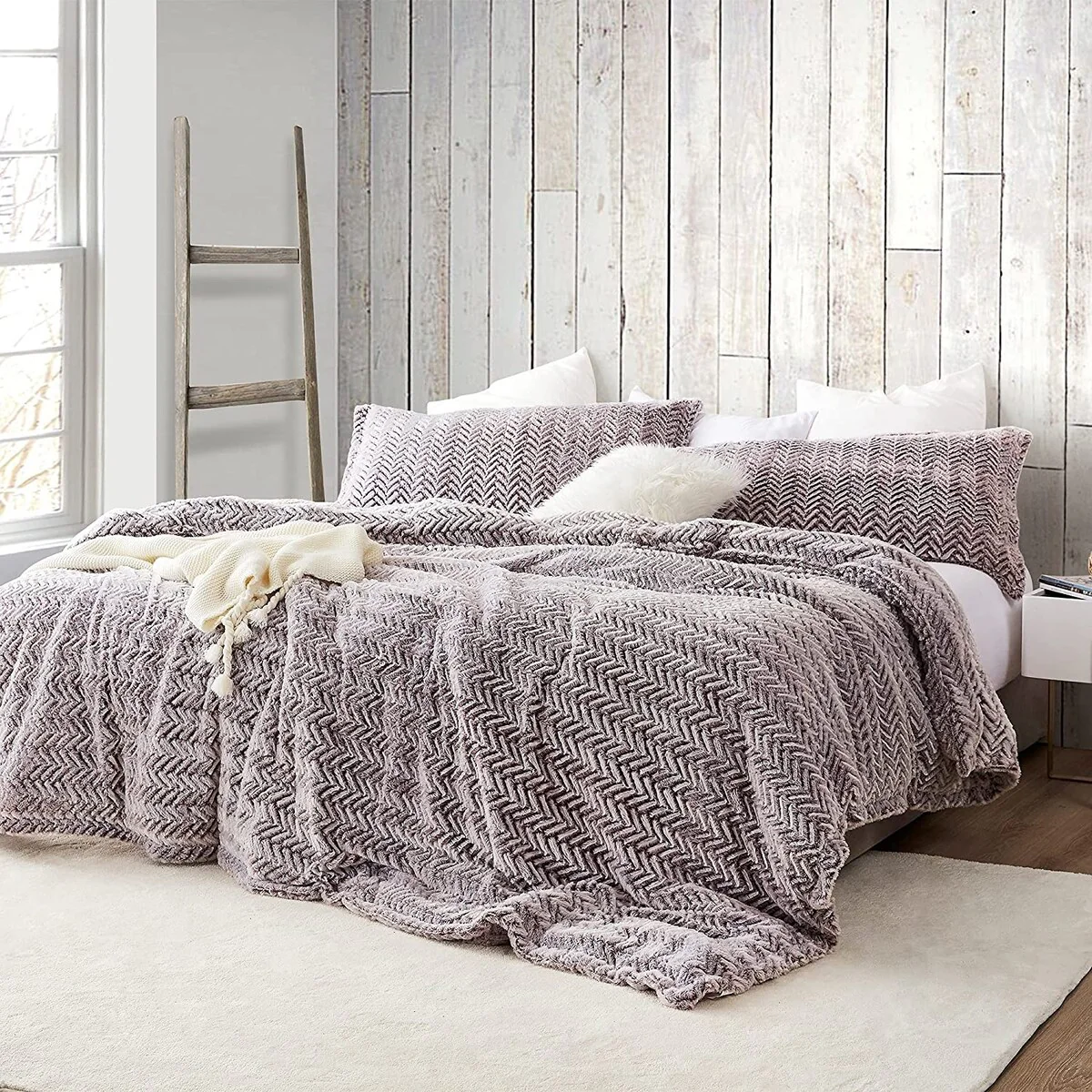 Cozy Peaks? - Coma Inducer? Oversized Comforter Set - Chevron Frosted Sierra