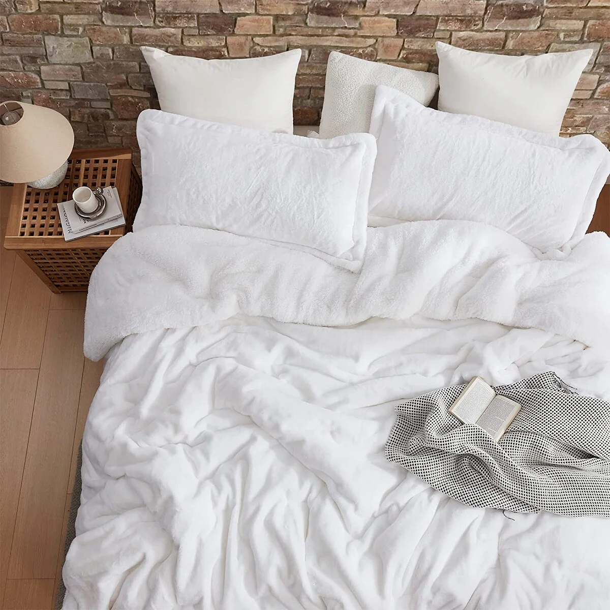 Chunky Bunny x Original - Coma Inducer? Oversized Comforter Set - White
