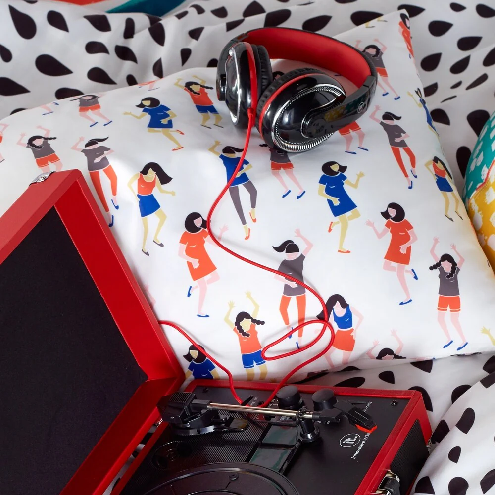 Scribble Dancers Standard Pillowcase