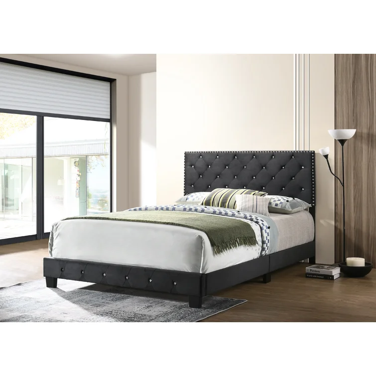 Castilla Upholstered Bed