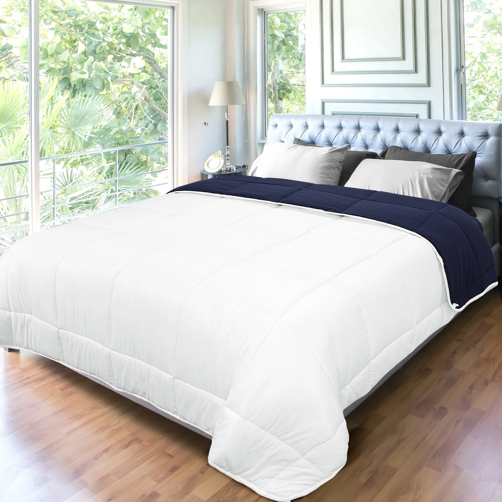 Soft Lightweight Down Alternative Comforter