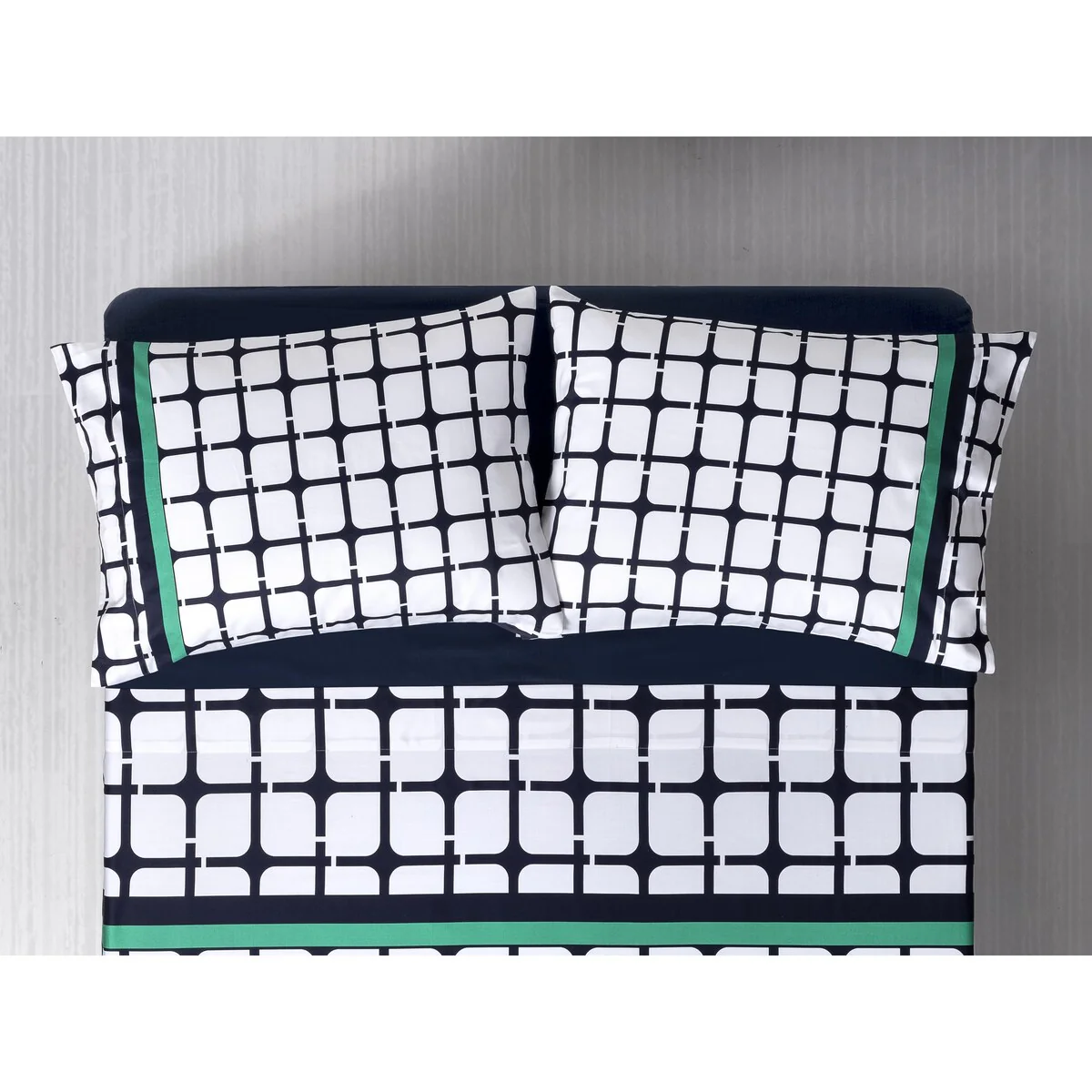 Brooks Brothers Broken Square Cotton Sateen Pillowcase Pair