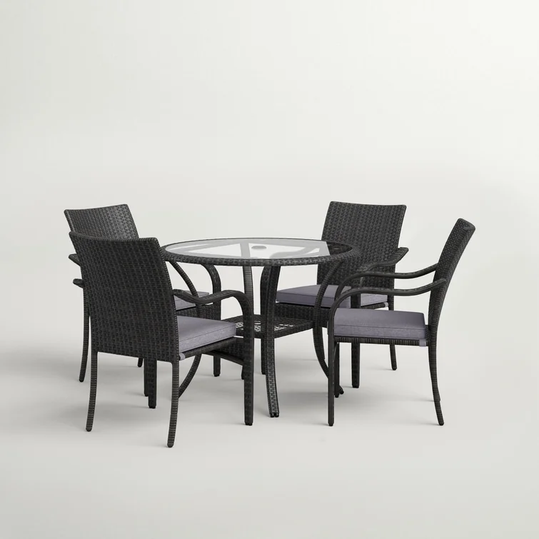 Tahirul 4 - Person Round Outdoor Dining Set with Cushions