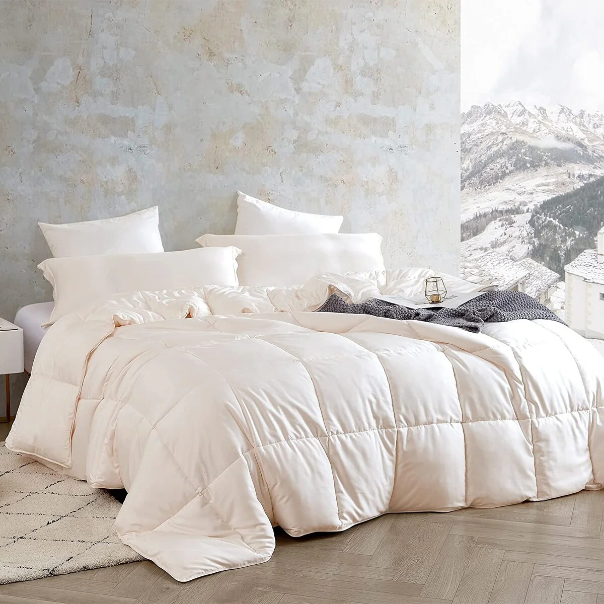 Snorze? Cloud Comforter Set - Coma Inducer? Ultra Cozy - Sugar Swizzle