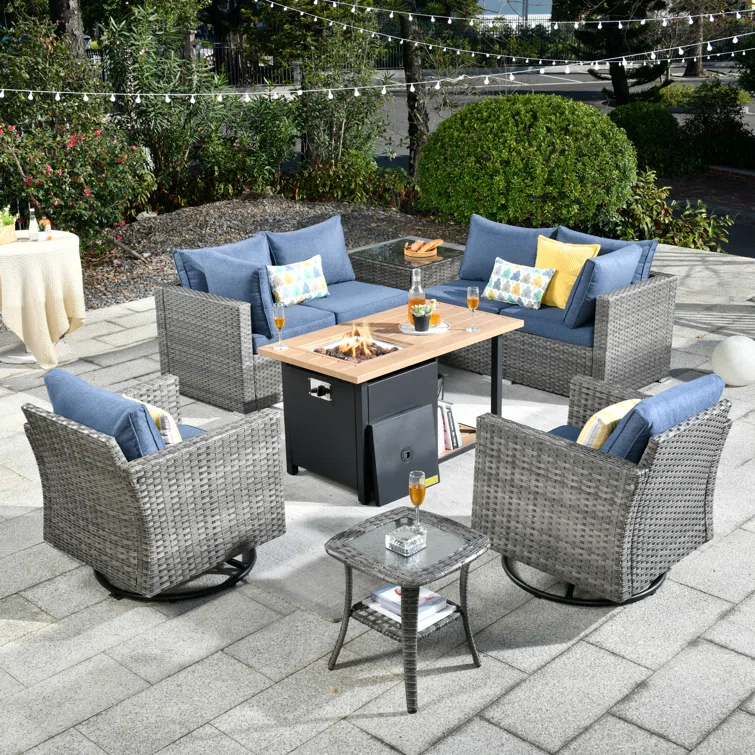 Hop Outdoor Seating Group with Cushions