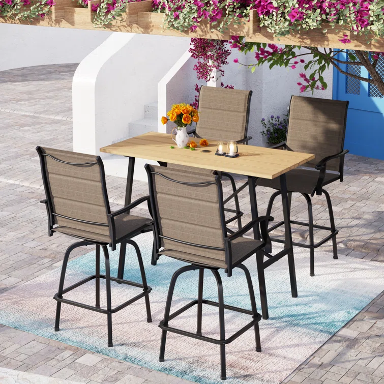 Alyne 4 - Person Rectangular Outdoor Dining Set