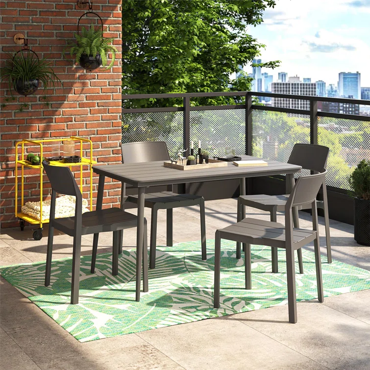 Chandler 4 - Person Rectangular Outdoor Dining Set