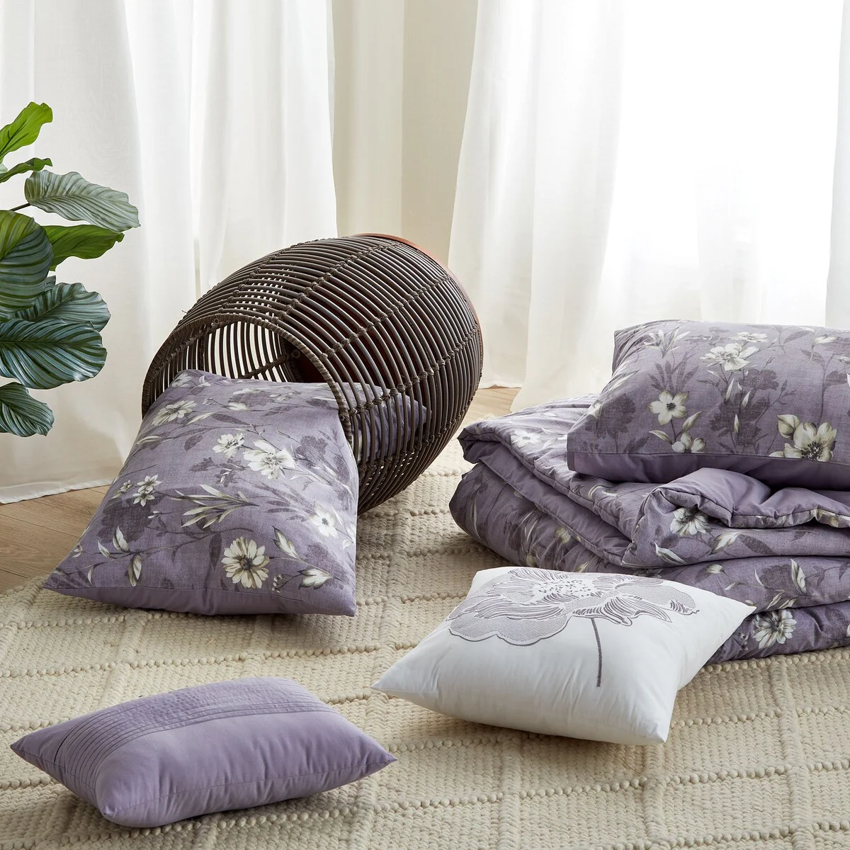 Anne Klein Halsbury Comforter Set Lavender