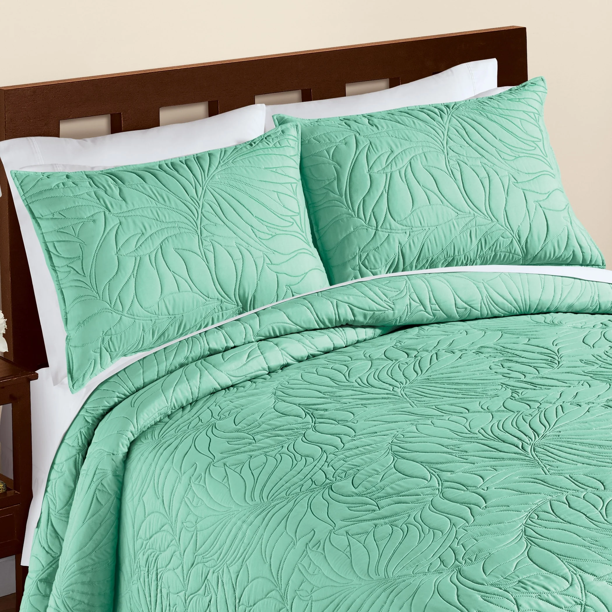 Lovely Eva Quilted Leaf Design Textured Pillow Sham