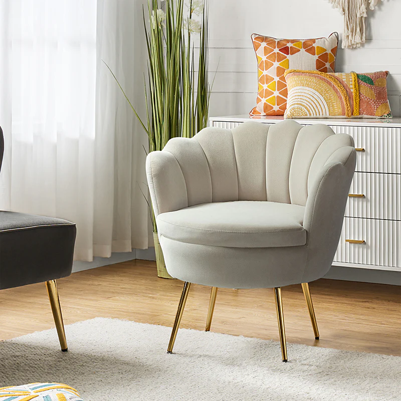 Evelia Velvet Scalloped Barrel Chair