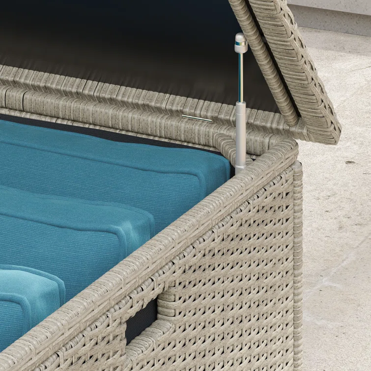 202 Gallons Wicker / Rattan Outdoor Storage Bin