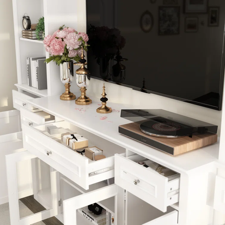 Inverleigh 104.3'' Media Center