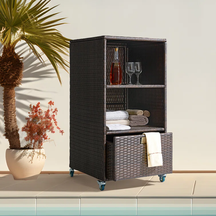 Water Resistant Wicker Towel Valet with Wheels & Cover