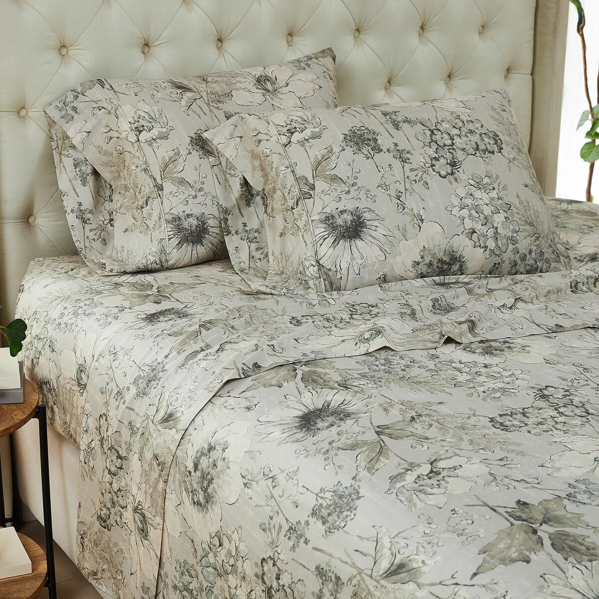 Skye 300 Thread Count Cotton Extra Deep Pocket 4-piece Bed Sheet Set