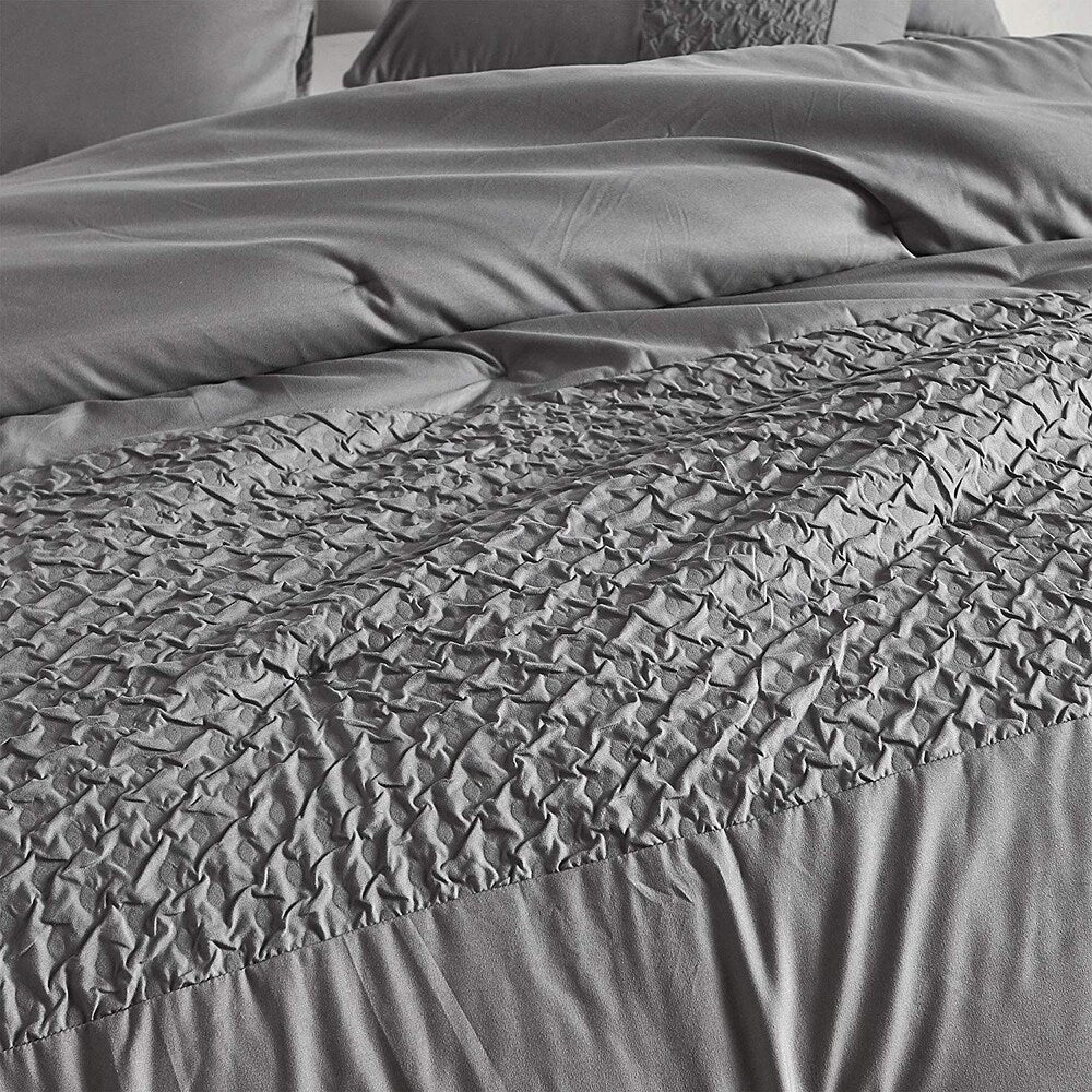 Cirrus Gray Oversized Comforter (Shams not included)
