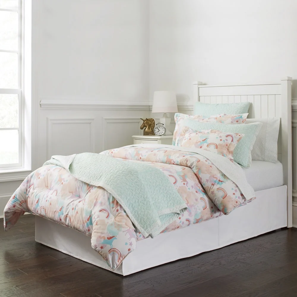 Lullaby Bedding Unicorn Printed 4-piece Sheet Set