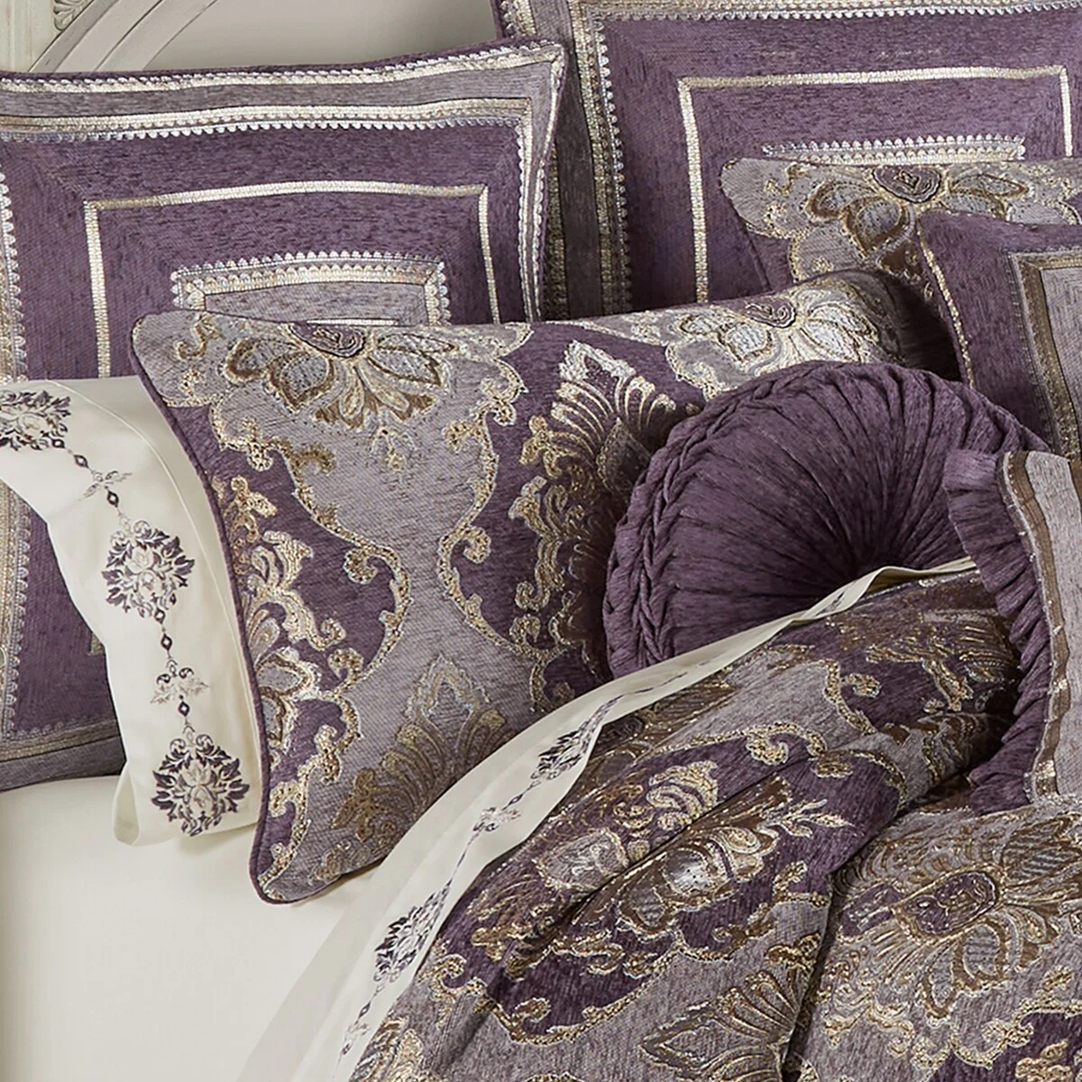 Five Queens Court Dominique Comforter Set