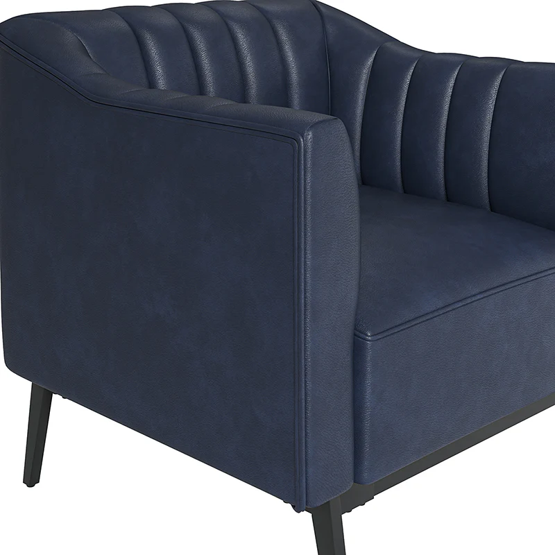 Contemporary Industrial Elegance: Benedikt 30