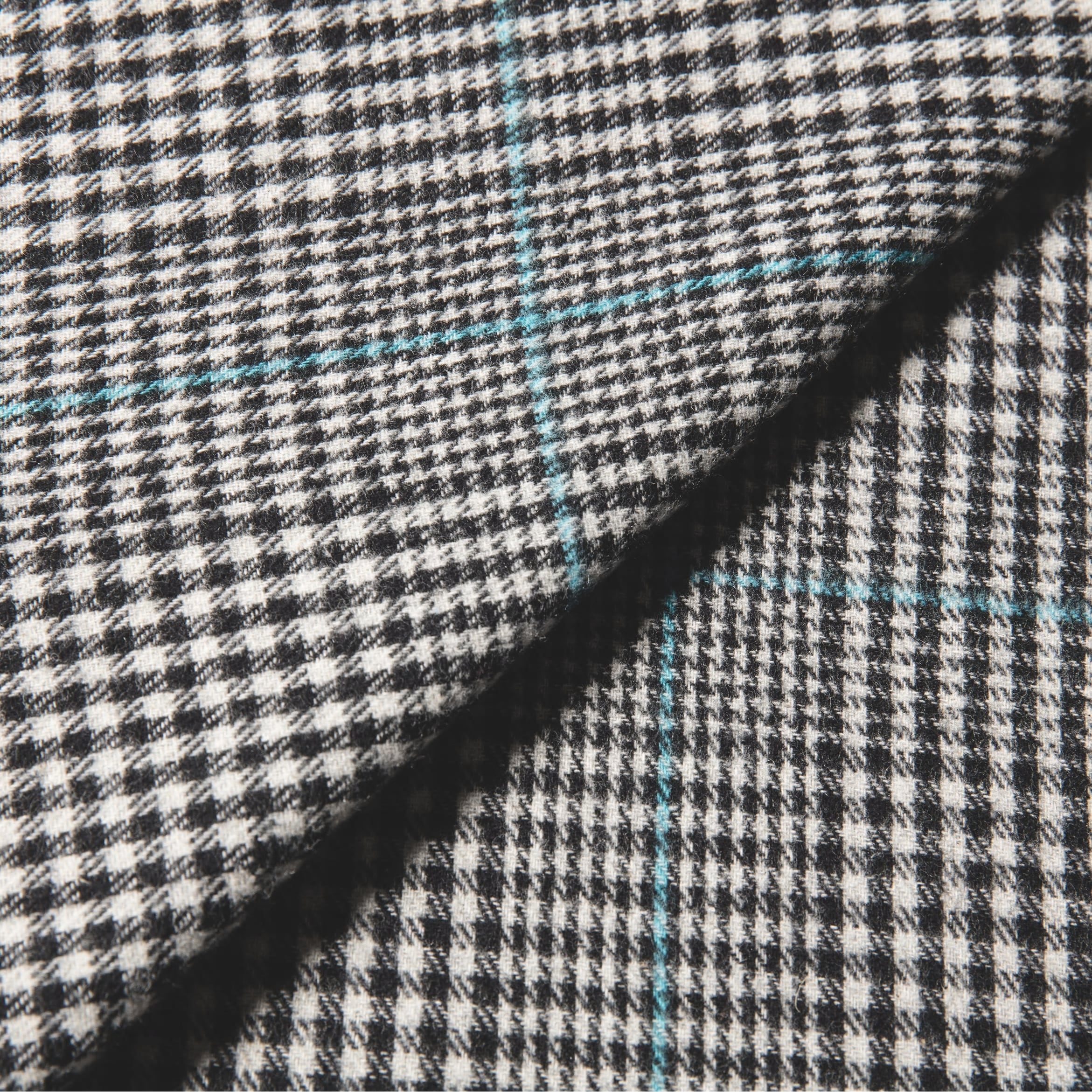 La Rochelle Yarn Dyed Heathered Flannel Bed Sheet Set