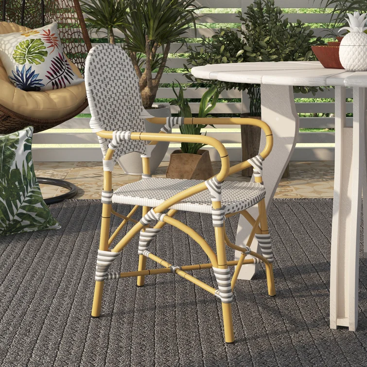 Wilburg 2 - Person Round Outdoor Dining Set