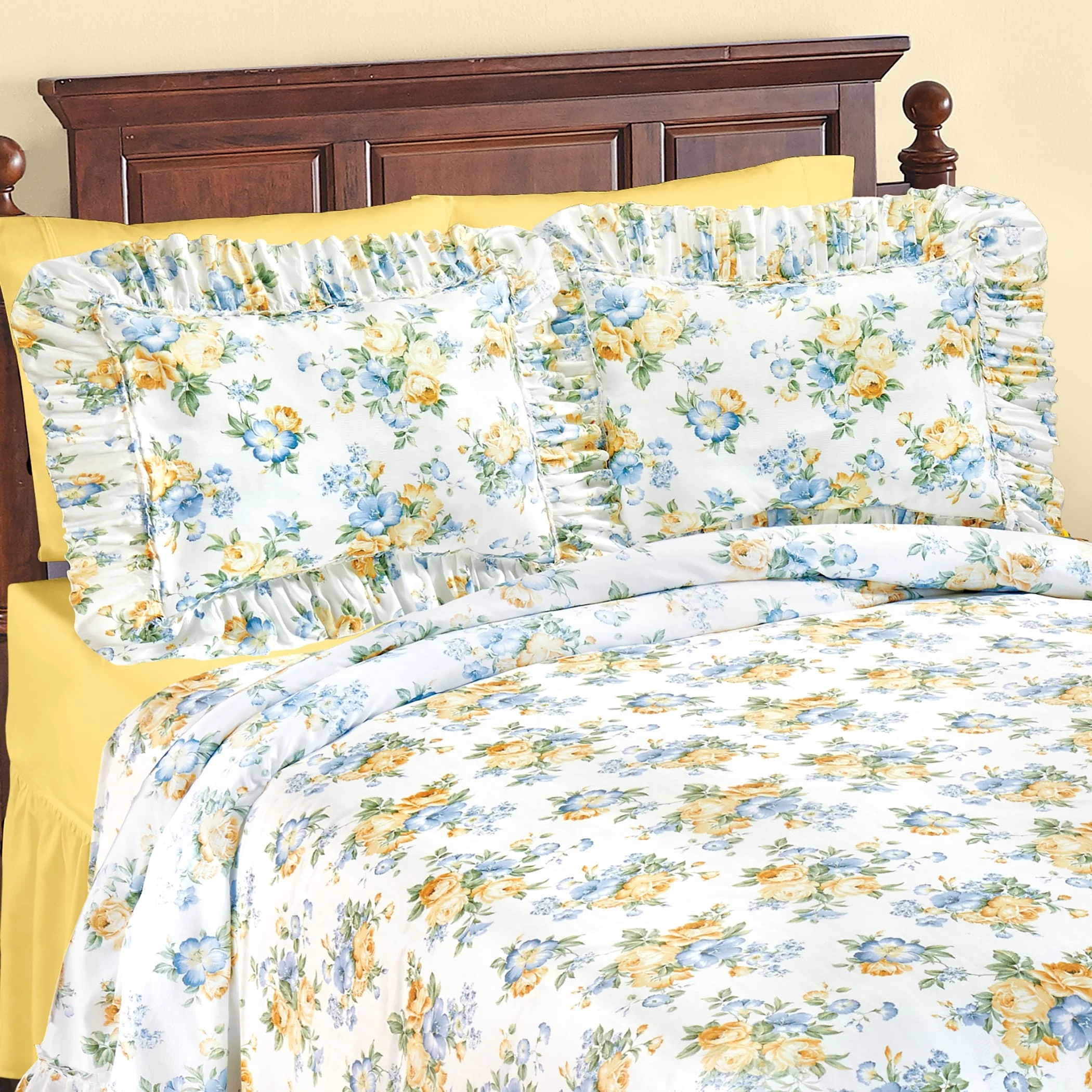 Elegant Cara Plisse Ruffled Edge Pillow Sham Set