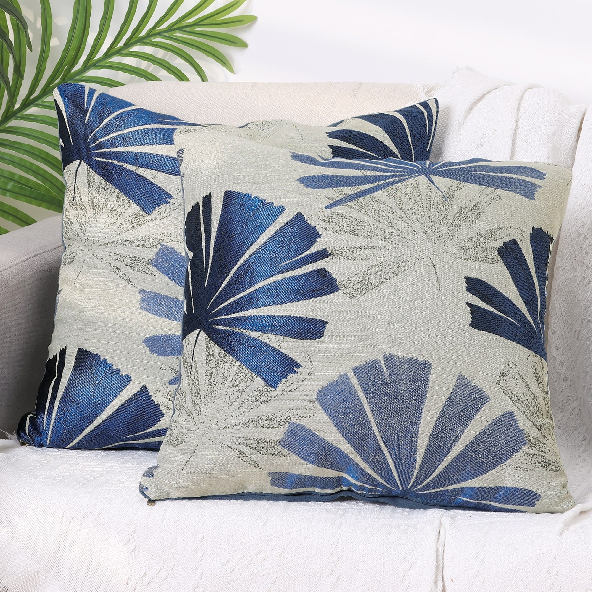Set of 2 Tropic Leaf Throw Pillow Covers Plants Leaf Pattern Stylish Cushion Cases Home Decor Pillowcases
