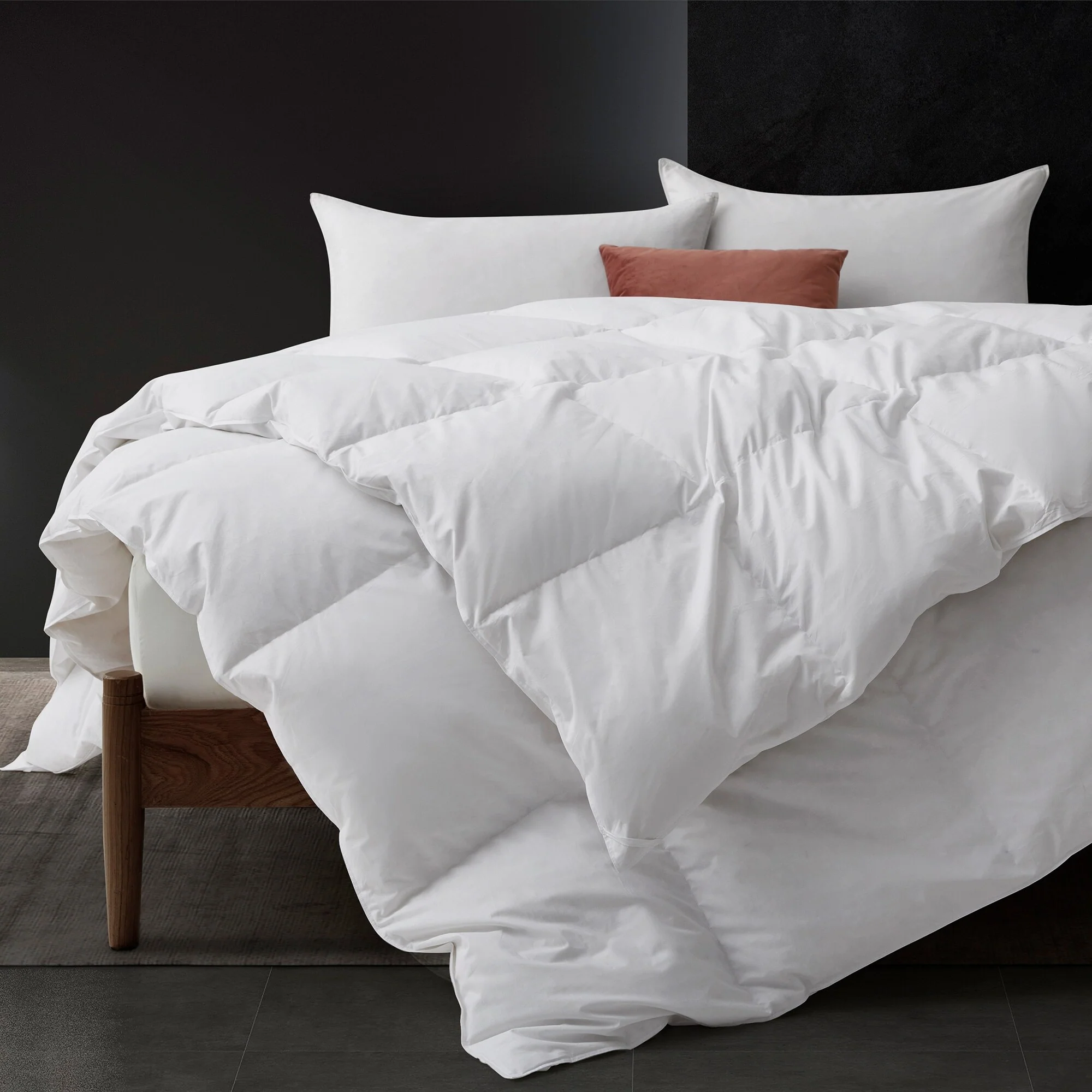 Lightweight & Medium Weight White Goose Feather Down Comforter