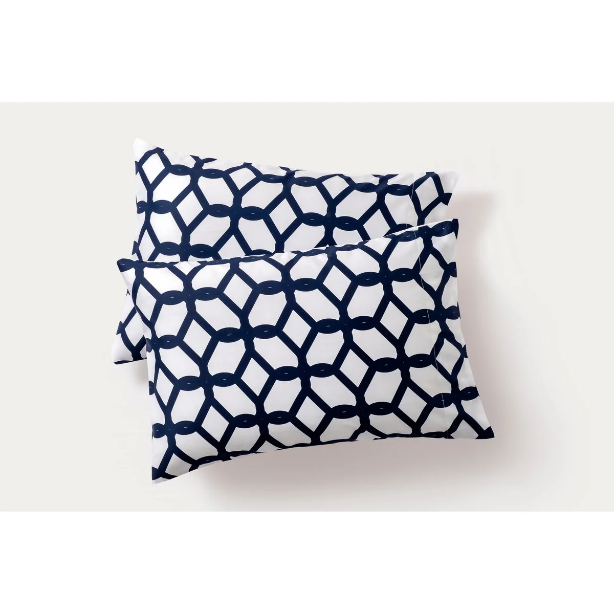 Brooks Brothers Chain Link Allover Printed Cotton Sateen Pillowcase Pair